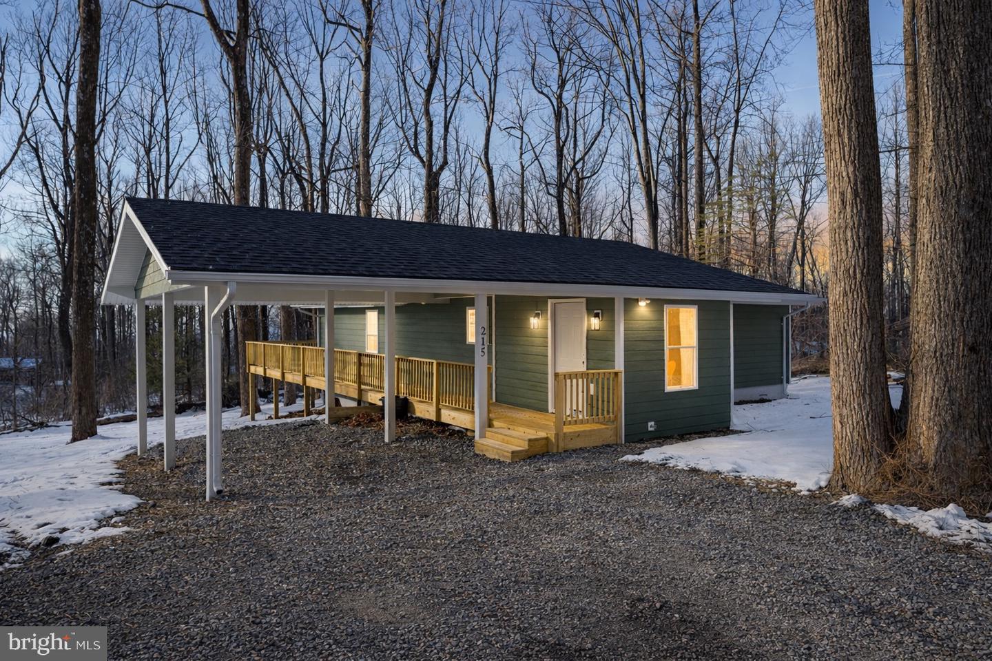 215 BUCK RD, LINDEN, Virginia 22642, 3 Bedrooms Bedrooms, ,3 BathroomsBathrooms,Residential,For sale,215 BUCK RD,VAWR2013368 MLS # VAWR2013368