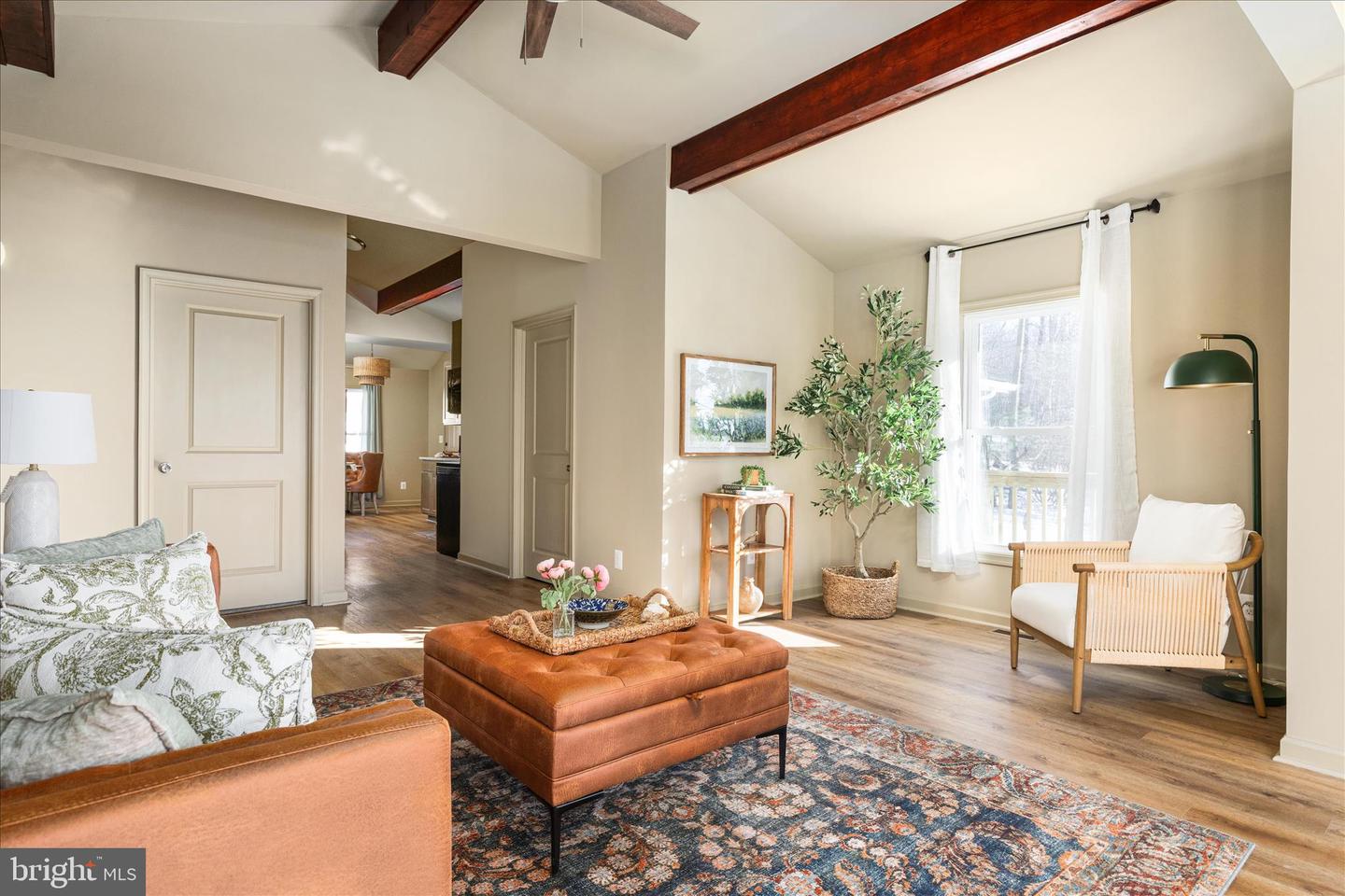 215 BUCK RD, LINDEN, Virginia 22642, 3 Bedrooms Bedrooms, ,3 BathroomsBathrooms,Residential,For sale,215 BUCK RD,VAWR2013368 MLS # VAWR2013368