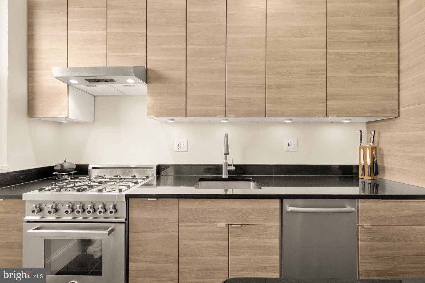 1901 COLUMBIA RD NW #601, WASHINGTON, District Of Columbia 20009, 1 Bedroom Bedrooms, ,1 BathroomBathrooms,Residential,For sale,1901 COLUMBIA RD NW #601,DCDC2245566 MLS # DCDC2245566