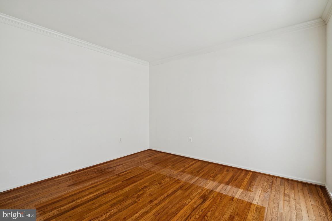 1318 MOORE PL SW, LEESBURG, Virginia 20175, 4 Bedrooms Bedrooms, ,4 BathroomsBathrooms,Residential,For sale,1318 MOORE PL SW,VALO2115664 MLS # VALO2115664