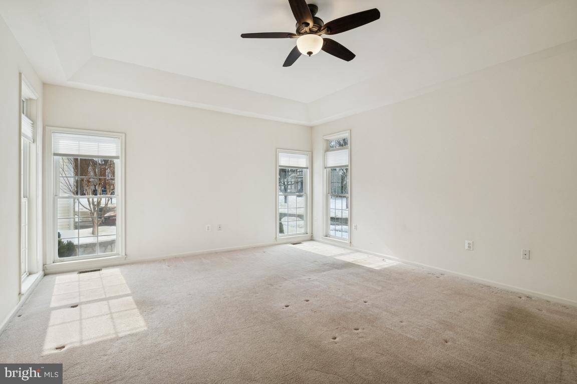 1318 MOORE PL SW, LEESBURG, Virginia 20175, 4 Bedrooms Bedrooms, ,4 BathroomsBathrooms,Residential,For sale,1318 MOORE PL SW,VALO2115664 MLS # VALO2115664