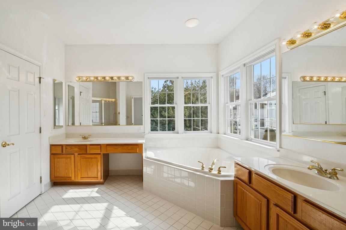 1318 MOORE PL SW, LEESBURG, Virginia 20175, 4 Bedrooms Bedrooms, ,4 BathroomsBathrooms,Residential,For sale,1318 MOORE PL SW,VALO2115664 MLS # VALO2115664