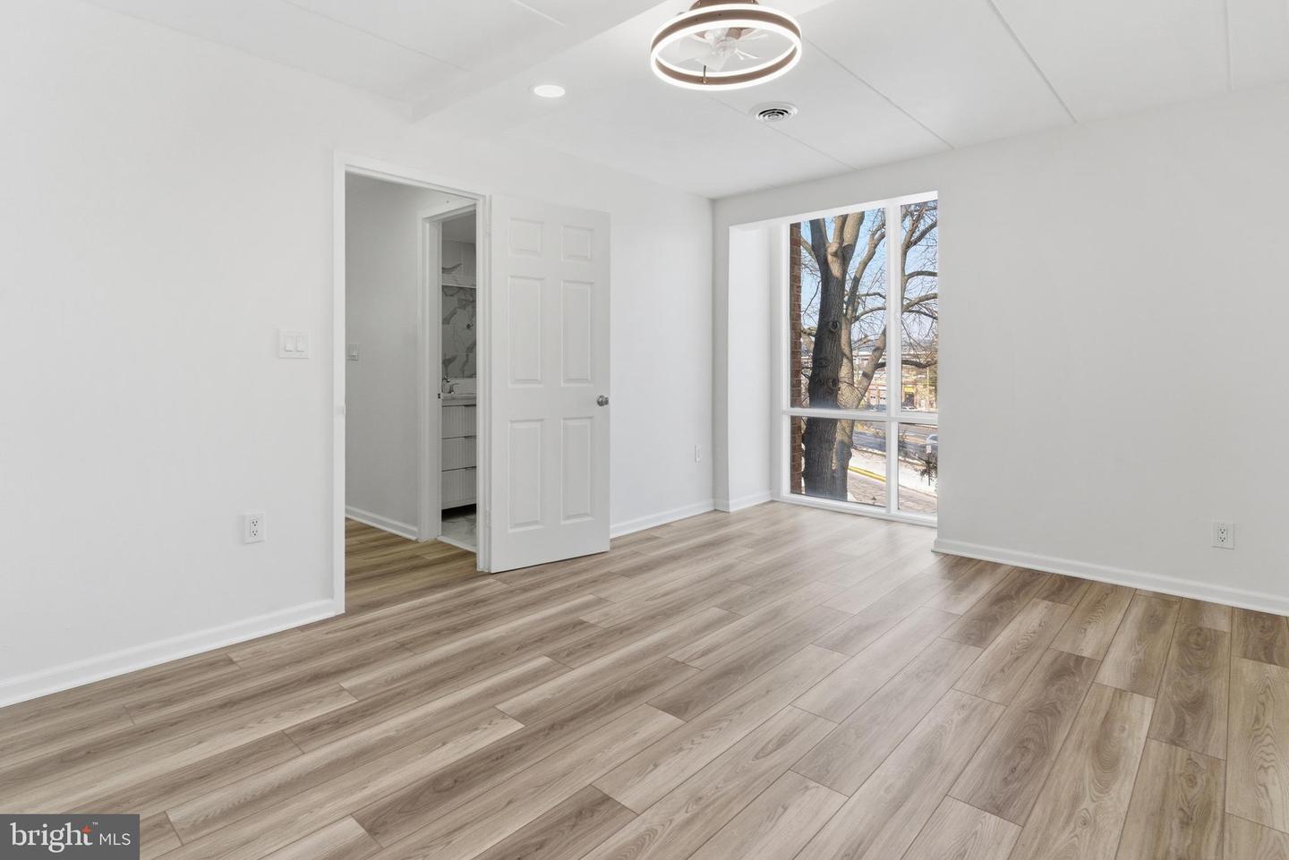 2600 INDIAN DR #2C, ALEXANDRIA, Virginia 22303, 2 Bedrooms Bedrooms, ,1 BathroomBathrooms,Residential,For sale,2600 INDIAN DR #2C,VAFX2290334 MLS # VAFX2290334