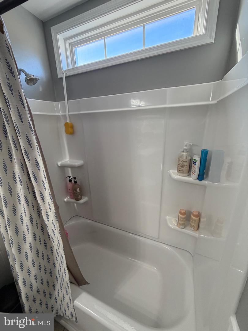 10006 ELYS FORD RD, FREDERICKSBURG, Virginia 22407, 3 Bedrooms Bedrooms, ,3 BathroomsBathrooms,Residential,For sale,10006 ELYS FORD RD,VASP2039206 MLS # VASP2039206