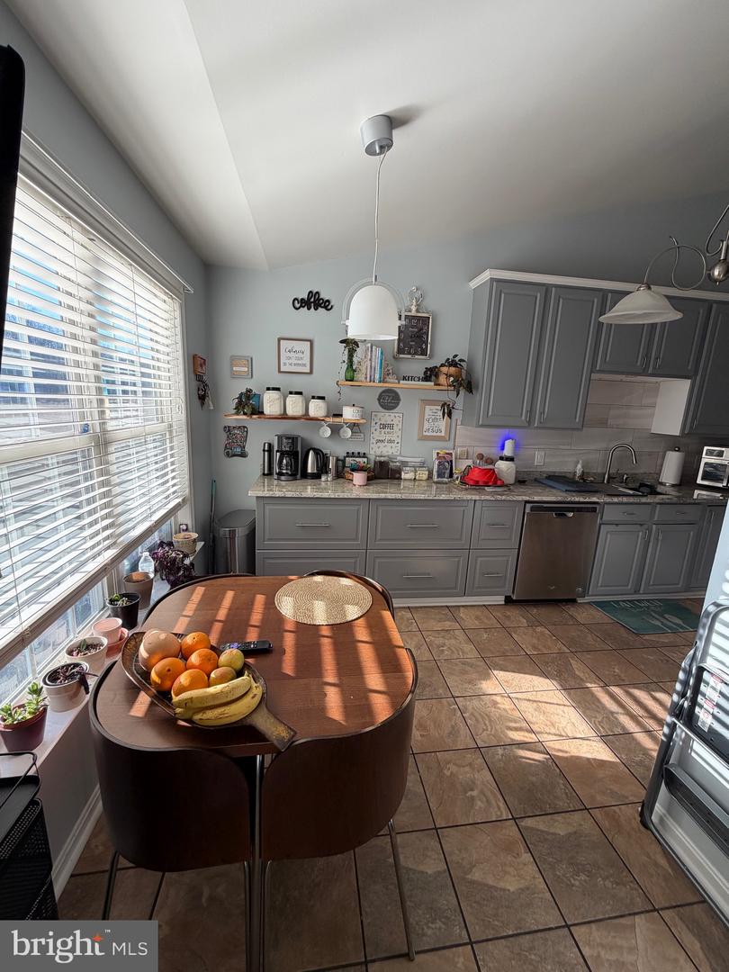 10006 ELYS FORD RD, FREDERICKSBURG, Virginia 22407, 3 Bedrooms Bedrooms, ,3 BathroomsBathrooms,Residential,For sale,10006 ELYS FORD RD,VASP2039206 MLS # VASP2039206