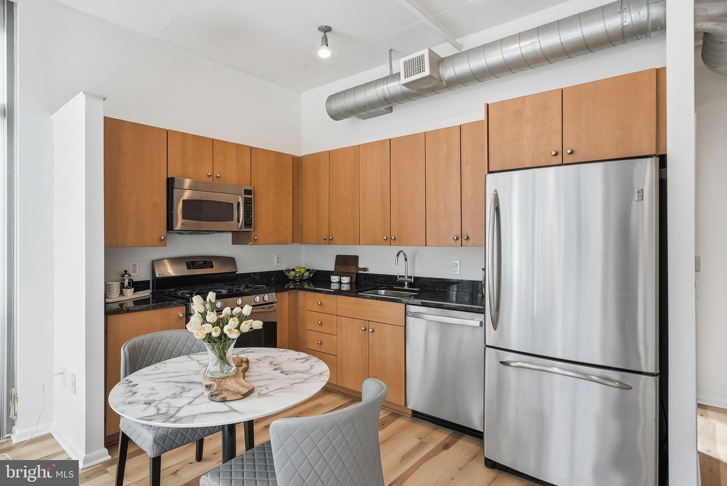 811 4TH ST NW #404, WASHINGTON, District Of Columbia 20001, 2 Bedrooms Bedrooms, ,2 BathroomsBathrooms,Residential,For sale,811 4TH ST NW #404,DCDC2245624 MLS # DCDC2245624