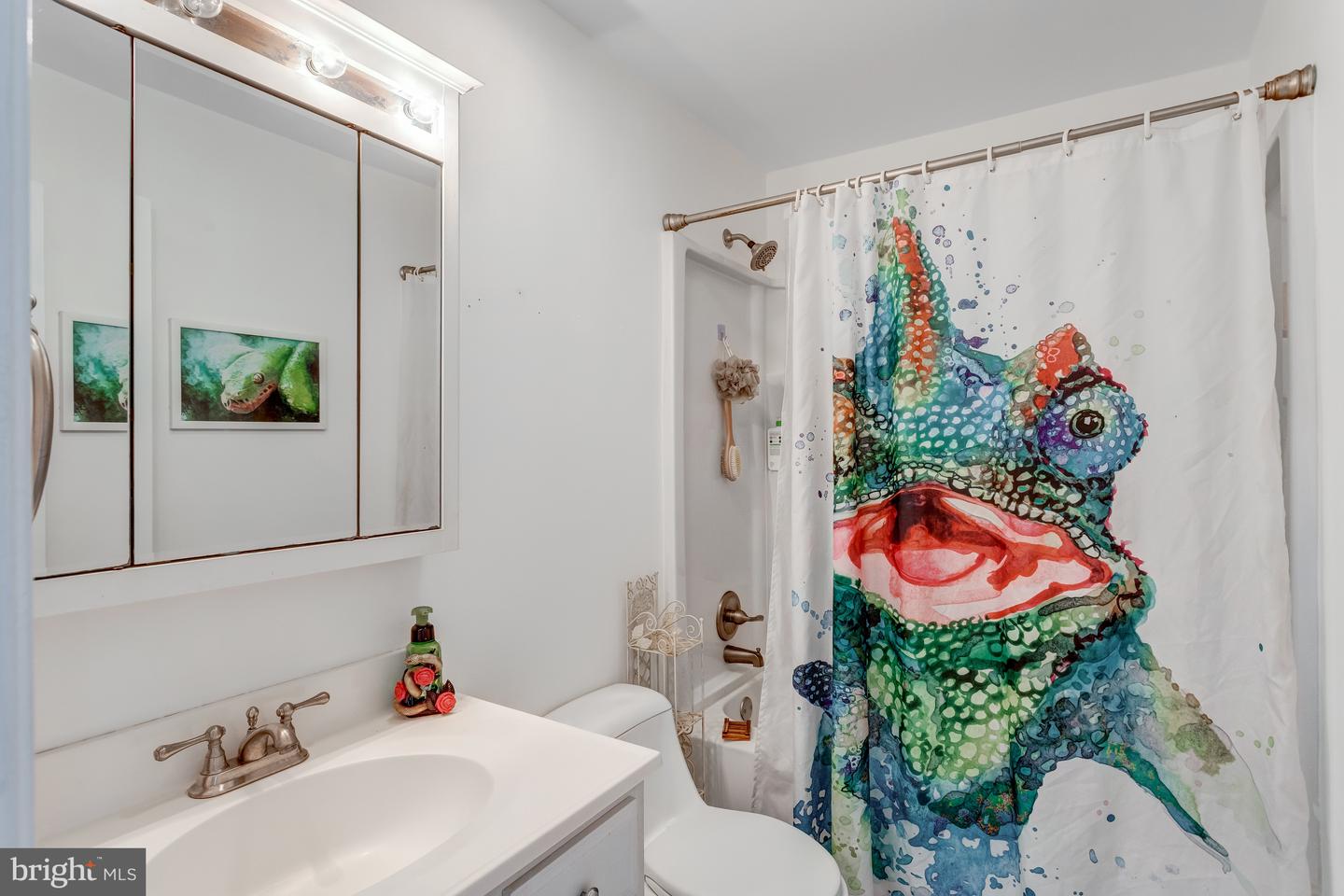 15324 GATEHOUSE TER, WOODBRIDGE, Virginia 22191, 2 Bedrooms Bedrooms, ,2 BathroomsBathrooms,Residential,For sale,15324 GATEHOUSE TER,VAPW2112286 MLS # VAPW2112286