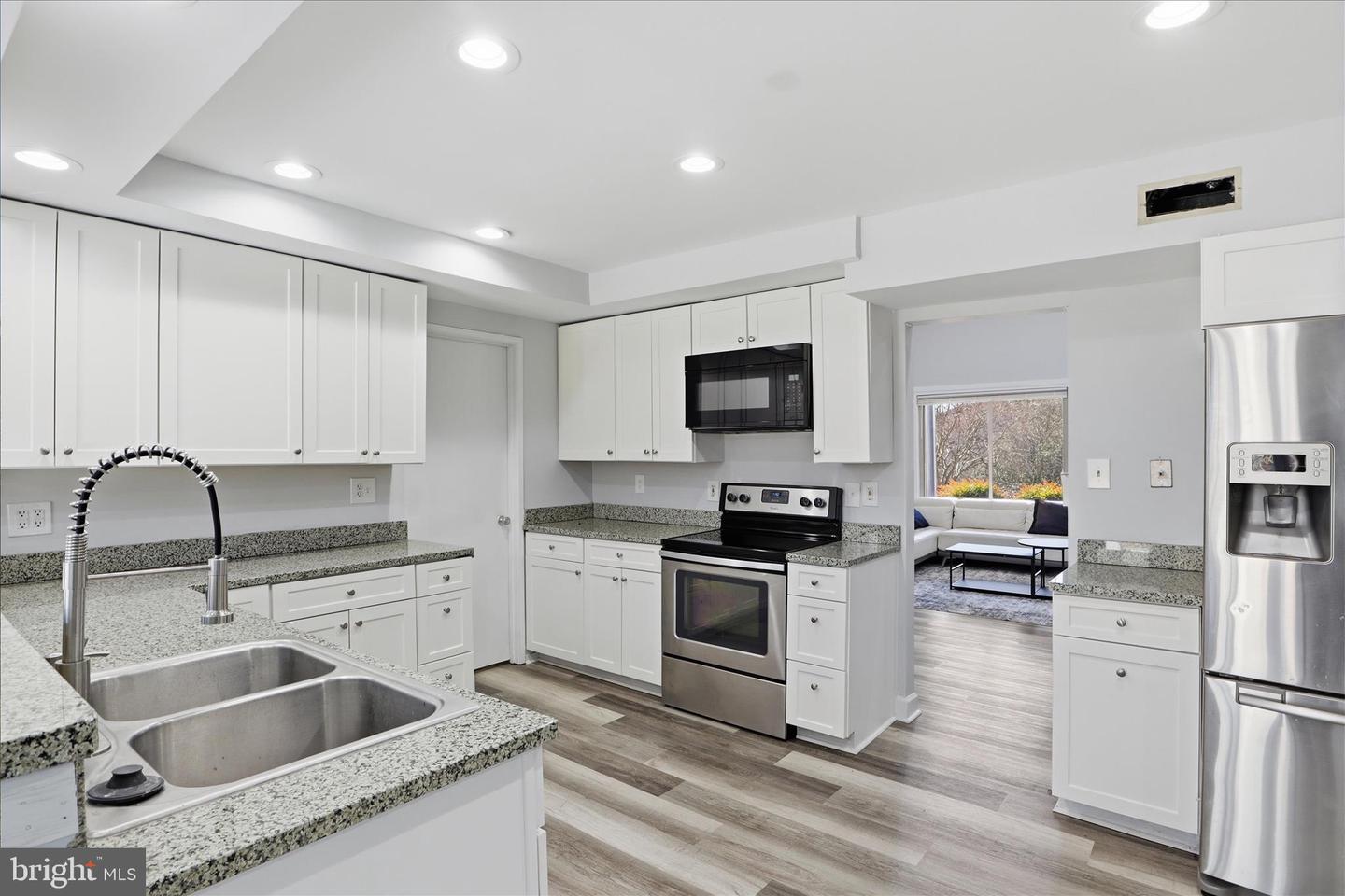 4435 FLINTSTONE RD, ALEXANDRIA, Virginia 22306, 4 Bedrooms Bedrooms, ,3 BathroomsBathrooms,Residential,For sale,4435 FLINTSTONE RD,VAFX2290392 MLS # VAFX2290392