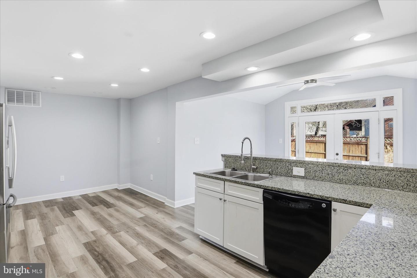 4435 FLINTSTONE RD, ALEXANDRIA, Virginia 22306, 4 Bedrooms Bedrooms, ,3 BathroomsBathrooms,Residential,For sale,4435 FLINTSTONE RD,VAFX2290392 MLS # VAFX2290392