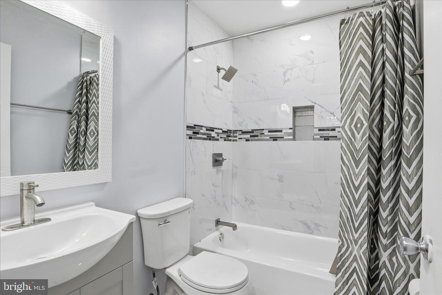 4435 FLINTSTONE RD, ALEXANDRIA, Virginia 22306, 4 Bedrooms Bedrooms, ,3 BathroomsBathrooms,Residential,For sale,4435 FLINTSTONE RD,VAFX2290392 MLS # VAFX2290392