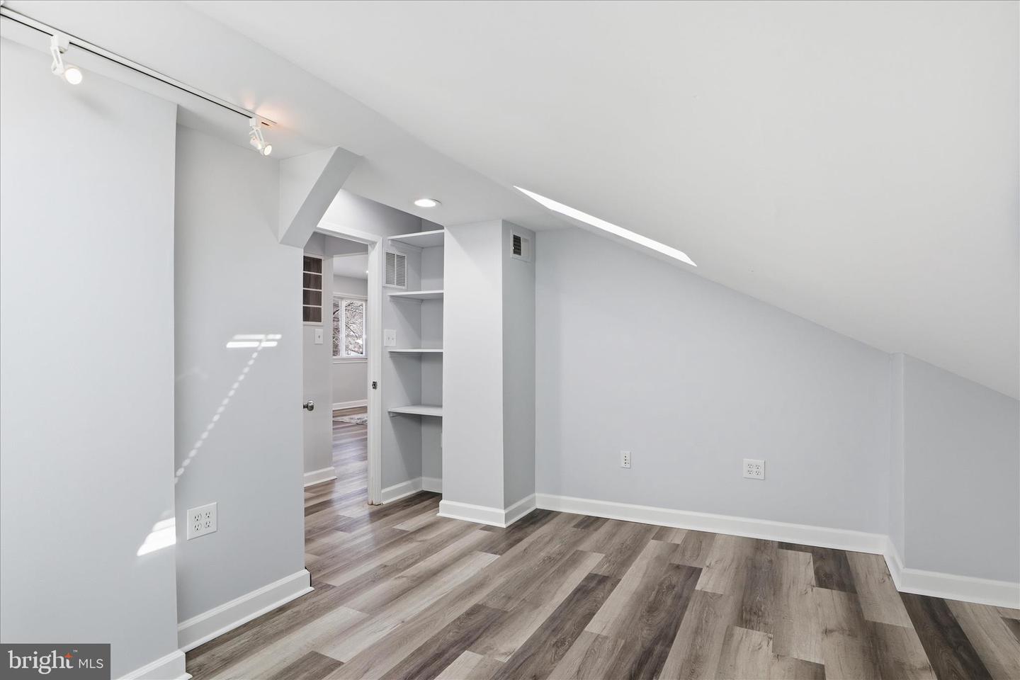 4435 FLINTSTONE RD, ALEXANDRIA, Virginia 22306, 4 Bedrooms Bedrooms, ,3 BathroomsBathrooms,Residential,For sale,4435 FLINTSTONE RD,VAFX2290392 MLS # VAFX2290392