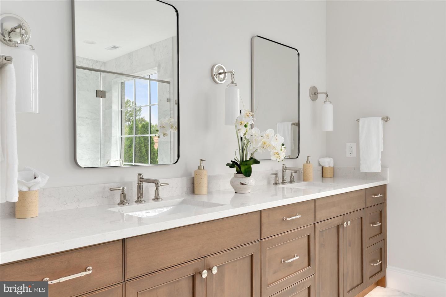 1446 COLA DR, MCLEAN, Virginia 22101, 6 Bedrooms Bedrooms, ,7 BathroomsBathrooms,Residential,For sale,1446 COLA DR,VAFX2290408 MLS # VAFX2290408 1446 COLA DR, MCLEAN, Virginia 22101, 6 Bedrooms Bedrooms, ,7 BathroomsBathrooms,Residential,For sale,1446 COLA DR,VAFX2290408 MLS # VAFX2290408