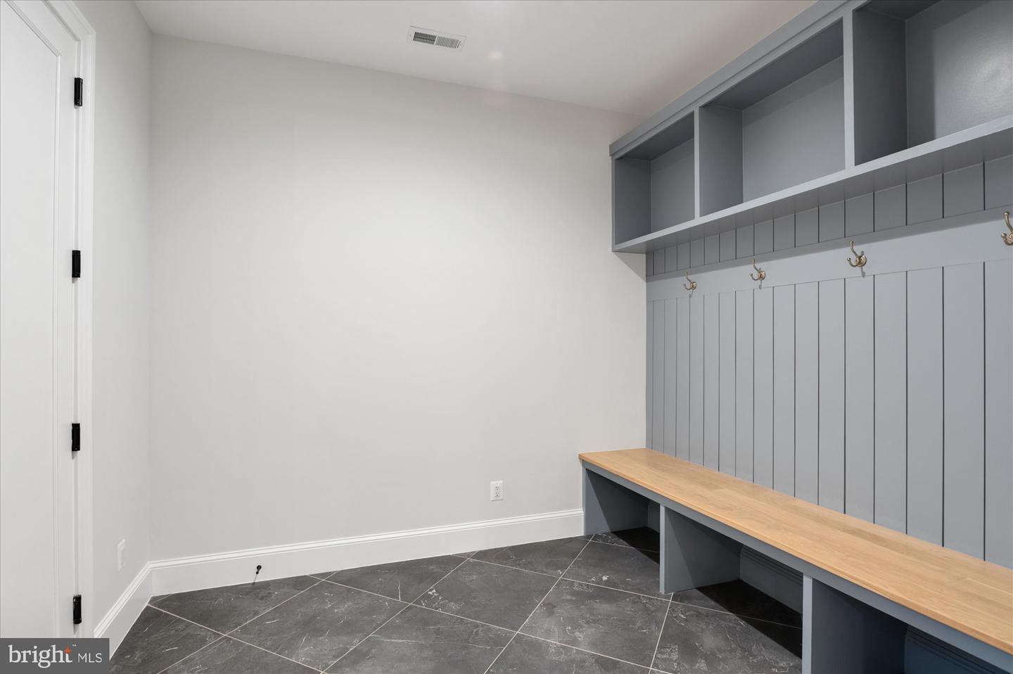 1446 COLA DR, MCLEAN, Virginia 22101, 6 Bedrooms Bedrooms, ,7 BathroomsBathrooms,Residential,For sale,1446 COLA DR,VAFX2290408 MLS # VAFX2290408 1446 COLA DR, MCLEAN, Virginia 22101, 6 Bedrooms Bedrooms, ,7 BathroomsBathrooms,Residential,For sale,1446 COLA DR,VAFX2290408 MLS # VAFX2290408