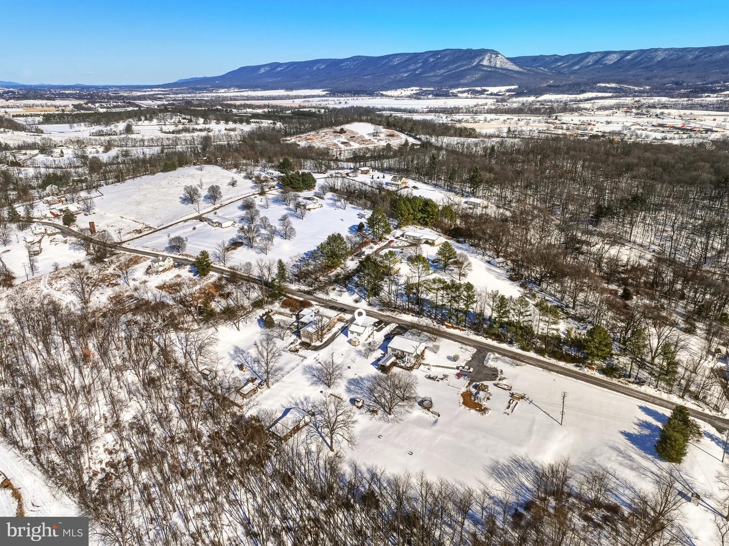 353 TURKEY KNOB RD, QUICKSBURG, Virginia 22847, 2 Bedrooms Bedrooms, ,2 BathroomsBathrooms,Residential,For sale,353 TURKEY KNOB RD,VASH2013560 MLS # VASH2013560