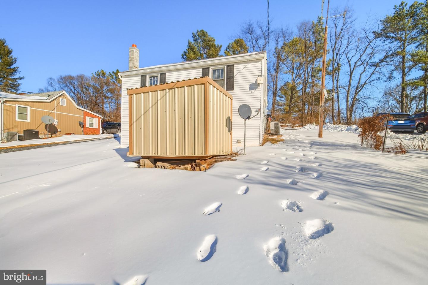 353 TURKEY KNOB RD, QUICKSBURG, Virginia 22847, 2 Bedrooms Bedrooms, ,2 BathroomsBathrooms,Residential,For sale,353 TURKEY KNOB RD,VASH2013560 MLS # VASH2013560