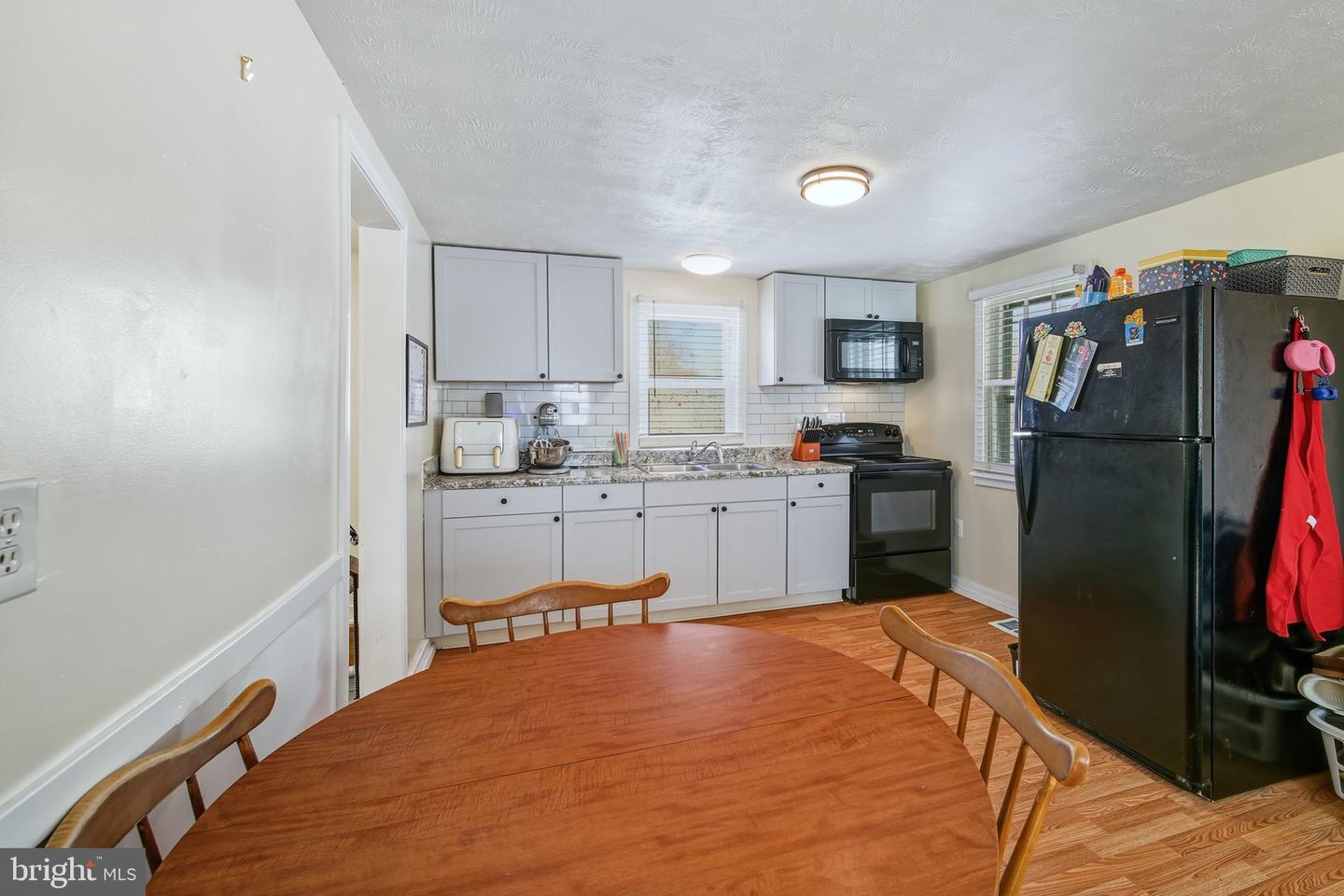 353 TURKEY KNOB RD, QUICKSBURG, Virginia 22847, 2 Bedrooms Bedrooms, ,2 BathroomsBathrooms,Residential,For sale,353 TURKEY KNOB RD,VASH2013560 MLS # VASH2013560