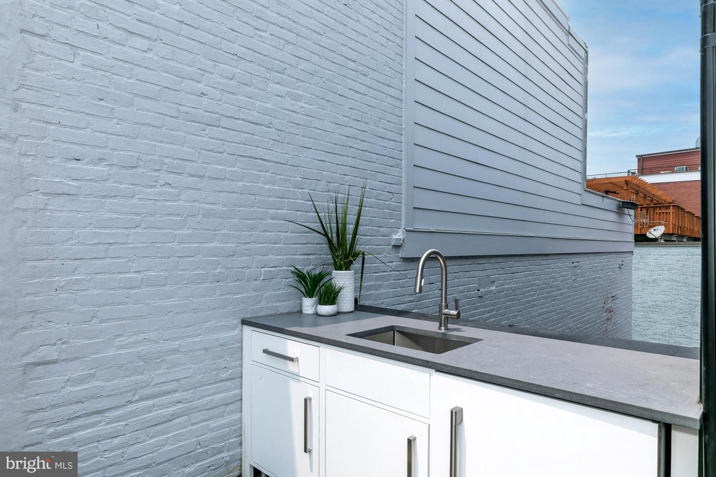 1015 O ST NW, WASHINGTON, District Of Columbia 20001, 4 Bedrooms Bedrooms, ,3 BathroomsBathrooms,Residential,For sale,1015 O ST NW,DCDC2245658 MLS # DCDC2245658