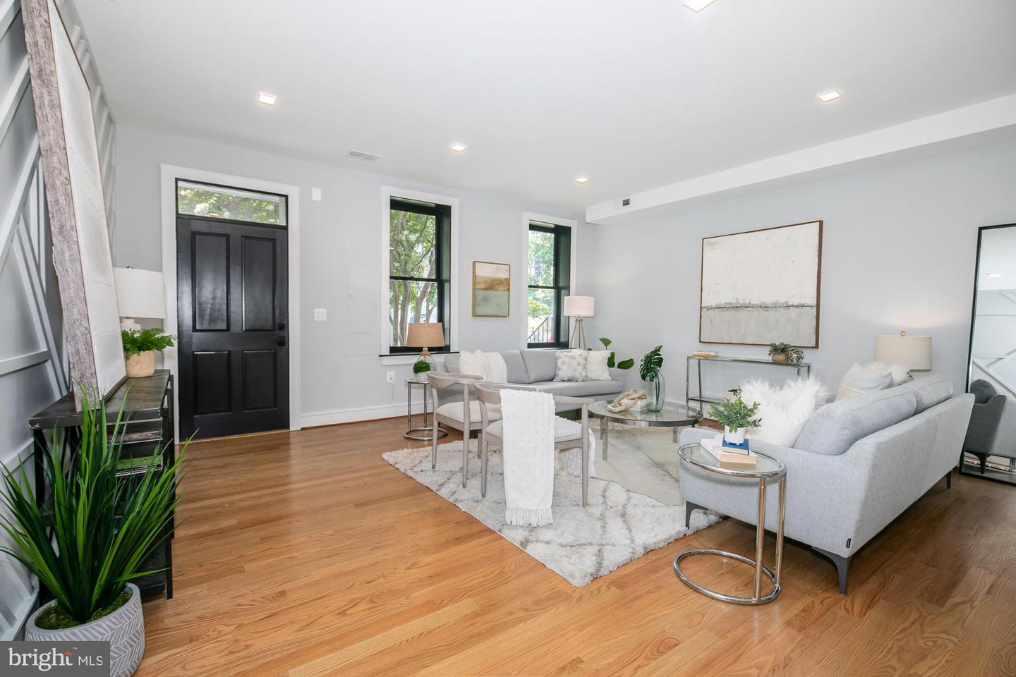 1015 O ST NW, WASHINGTON, District Of Columbia 20001, 4 Bedrooms Bedrooms, ,3 BathroomsBathrooms,Residential,For sale,1015 O ST NW,DCDC2245658 MLS # DCDC2245658