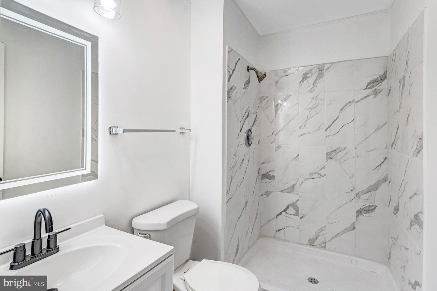 15370 BLACKSMITH TER, WOODBRIDGE, Virginia 22191, 3 Bedrooms Bedrooms, ,3 BathroomsBathrooms,Residential,For sale,15370 BLACKSMITH TER,VAPW2112298 MLS # VAPW2112298