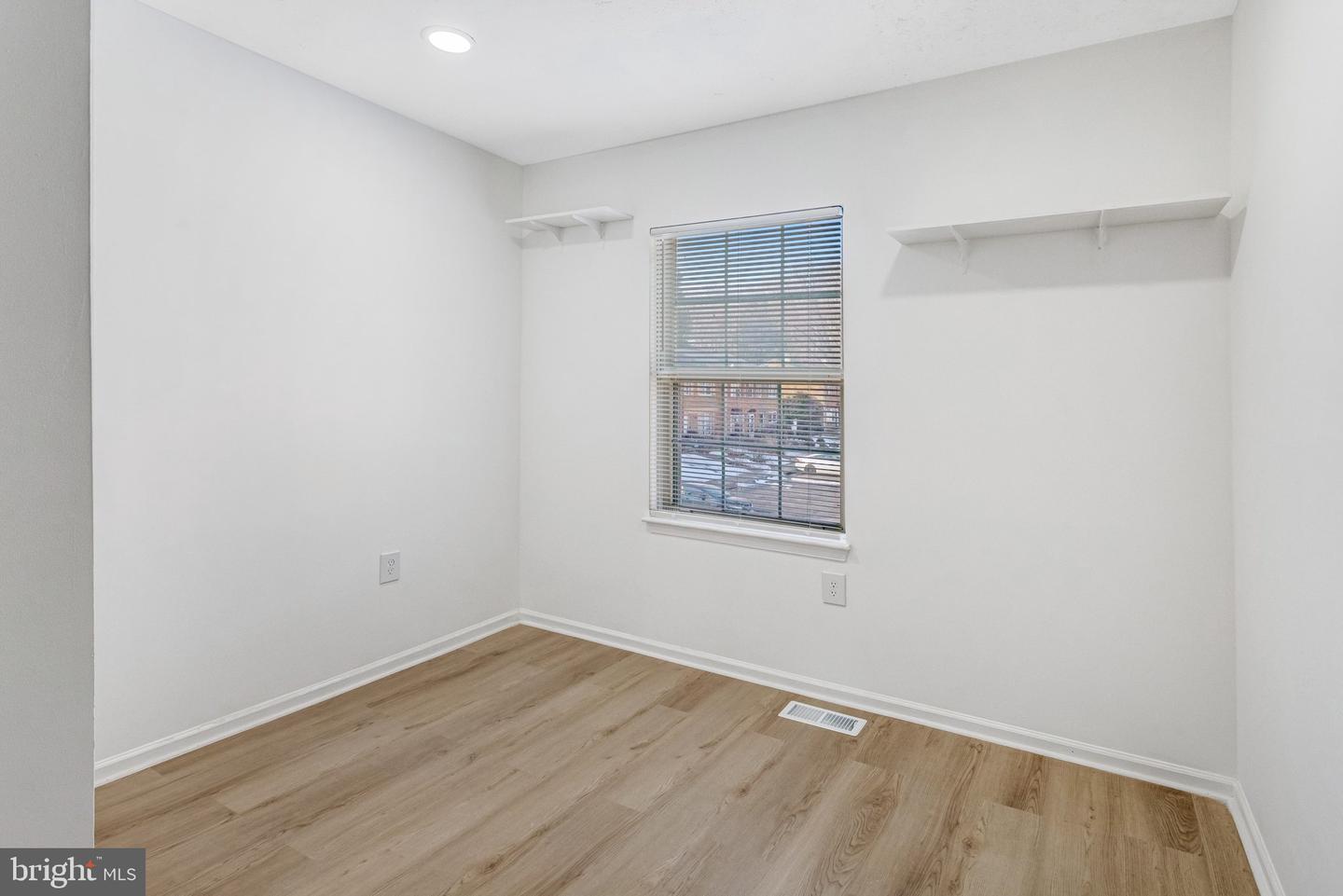 15370 BLACKSMITH TER, WOODBRIDGE, Virginia 22191, 3 Bedrooms Bedrooms, ,3 BathroomsBathrooms,Residential,For sale,15370 BLACKSMITH TER,VAPW2112298 MLS # VAPW2112298