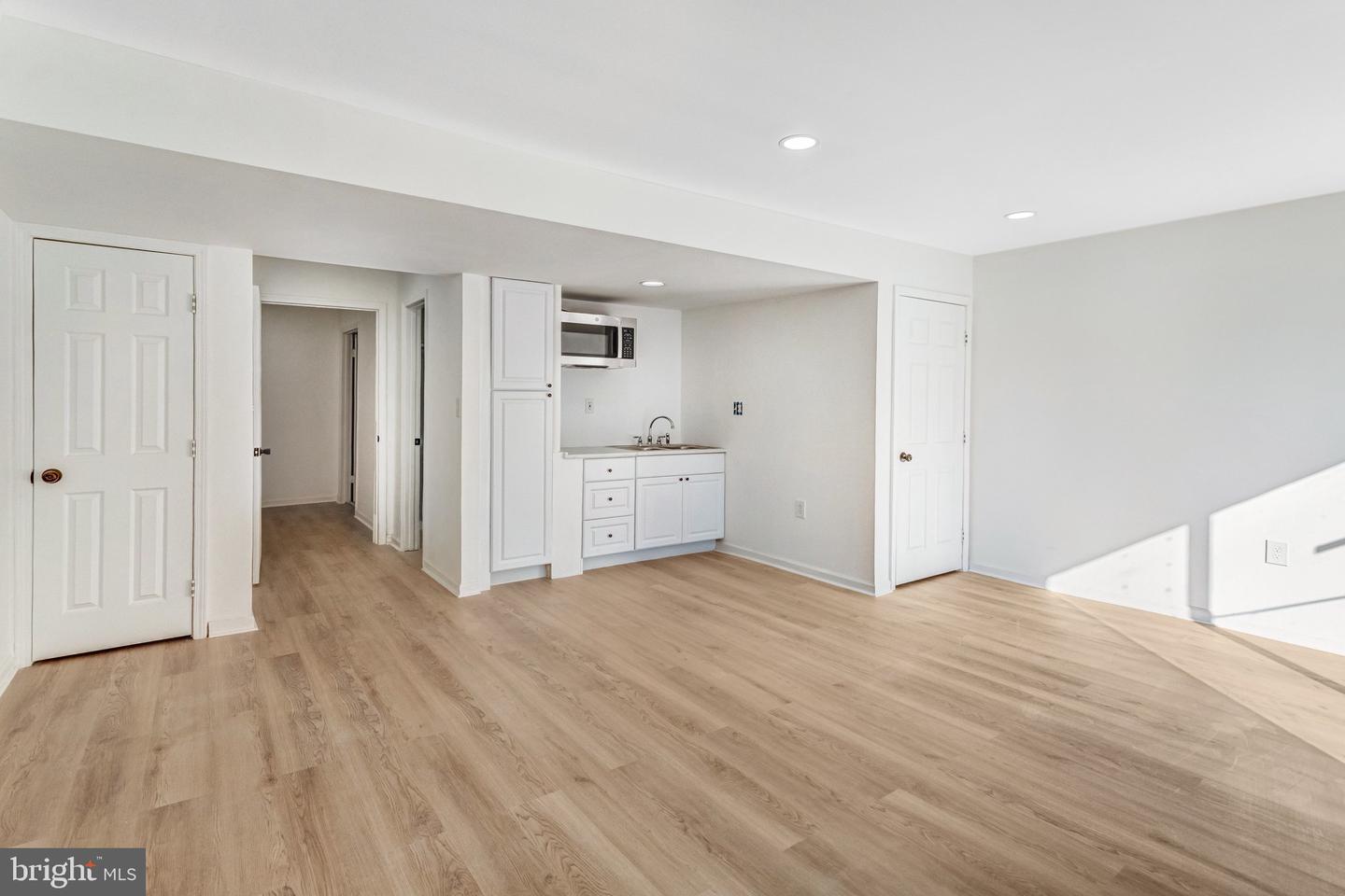 15370 BLACKSMITH TER, WOODBRIDGE, Virginia 22191, 3 Bedrooms Bedrooms, ,3 BathroomsBathrooms,Residential,For sale,15370 BLACKSMITH TER,VAPW2112298 MLS # VAPW2112298