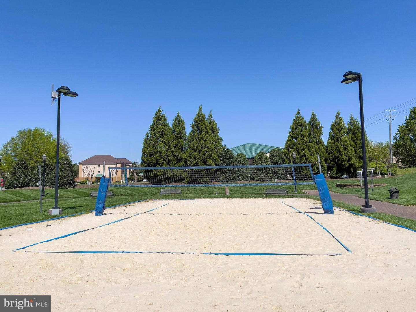 19714 MISTY MOSS SQ, ASHBURN, Virginia 20147, 3 Bedrooms Bedrooms, ,2 BathroomsBathrooms,Residential,For sale,19714 MISTY MOSS SQ,VALO2115702 MLS # VALO2115702