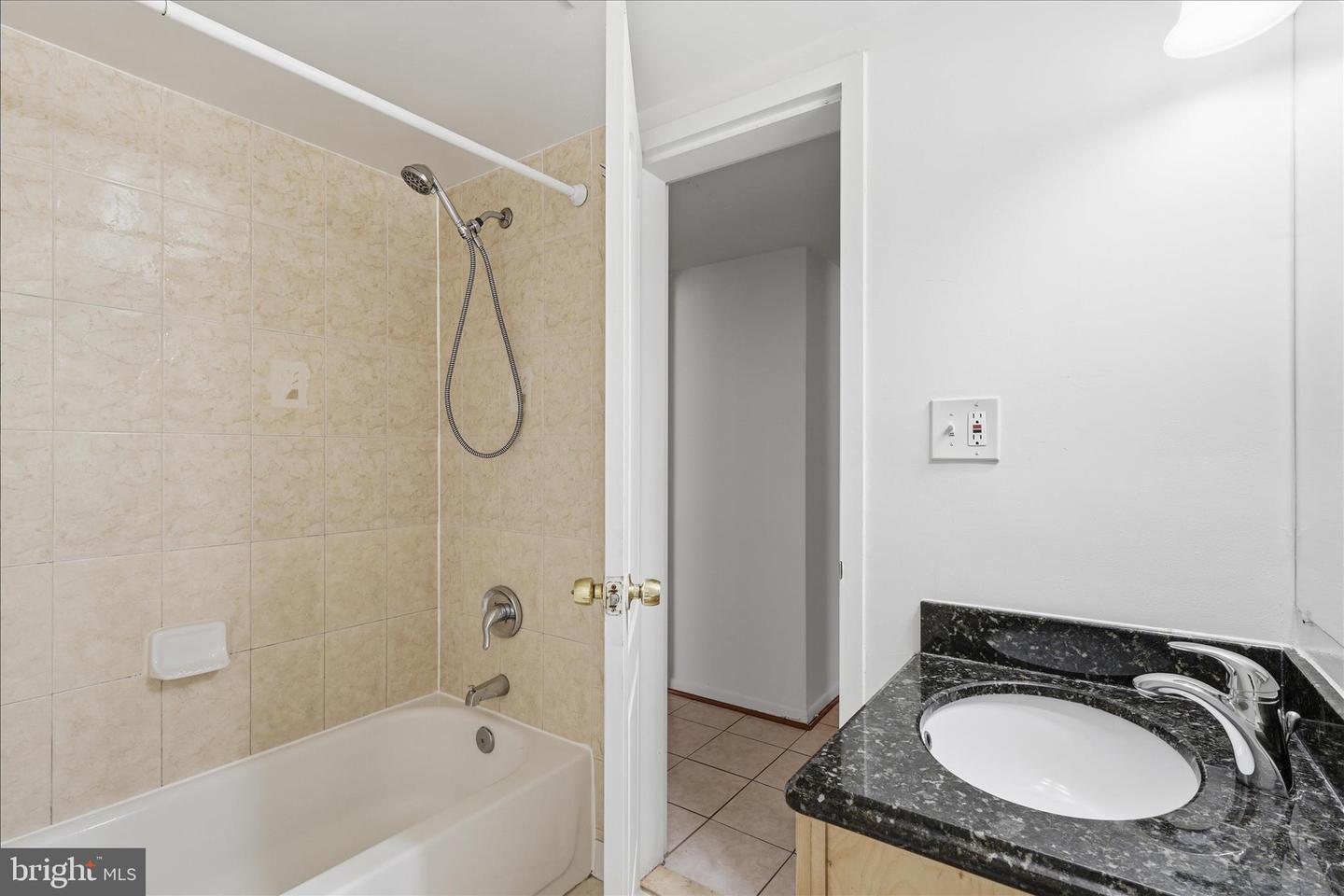 2255 CASTLE ROCK SQ #21C, RESTON, Virginia 20191, 3 Bedrooms Bedrooms, ,2 BathroomsBathrooms,Residential,For sale,2255 CASTLE ROCK SQ #21C,VAFX2290444 MLS # VAFX2290444 2255 CASTLE ROCK SQ #21C, RESTON, Virginia 20191, 3 Bedrooms Bedrooms, ,2 BathroomsBathrooms,Residential,For sale,2255 CASTLE ROCK SQ #21C,VAFX2290444 MLS # VAFX2290444