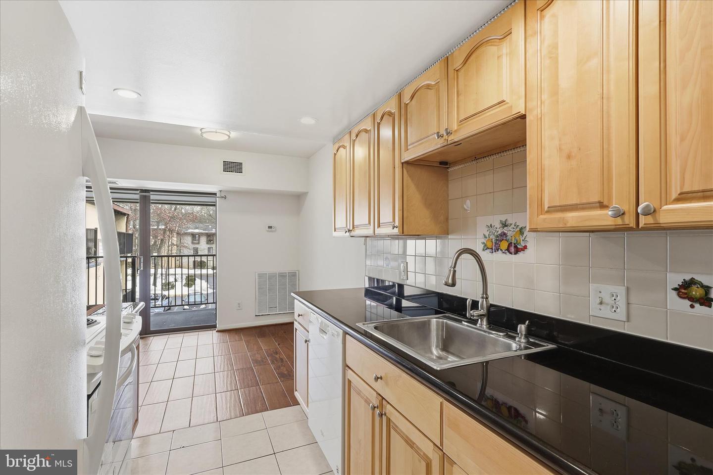 2255 CASTLE ROCK SQ #21C, RESTON, Virginia 20191, 3 Bedrooms Bedrooms, ,2 BathroomsBathrooms,Residential,For sale,2255 CASTLE ROCK SQ #21C,VAFX2290444 MLS # VAFX2290444 2255 CASTLE ROCK SQ #21C, RESTON, Virginia 20191, 3 Bedrooms Bedrooms, ,2 BathroomsBathrooms,Residential,For sale,2255 CASTLE ROCK SQ #21C,VAFX2290444 MLS # VAFX2290444