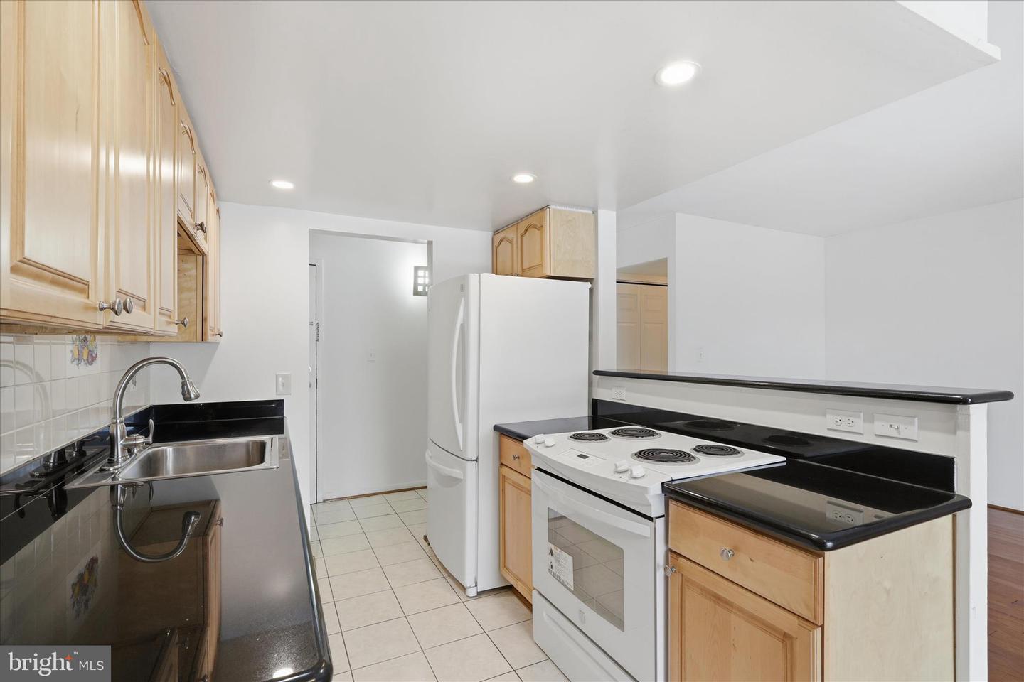 2255 CASTLE ROCK SQ #21C, RESTON, Virginia 20191, 3 Bedrooms Bedrooms, ,2 BathroomsBathrooms,Residential,For sale,2255 CASTLE ROCK SQ #21C,VAFX2290444 MLS # VAFX2290444 2255 CASTLE ROCK SQ #21C, RESTON, Virginia 20191, 3 Bedrooms Bedrooms, ,2 BathroomsBathrooms,Residential,For sale,2255 CASTLE ROCK SQ #21C,VAFX2290444 MLS # VAFX2290444