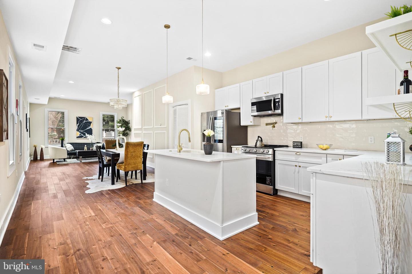 2321 HIGH ST SE, WASHINGTON, District Of Columbia 20020, 4 Bedrooms Bedrooms, ,3 BathroomsBathrooms,Residential,For sale,2321 HIGH ST SE,DCDC2245694 MLS # DCDC2245694