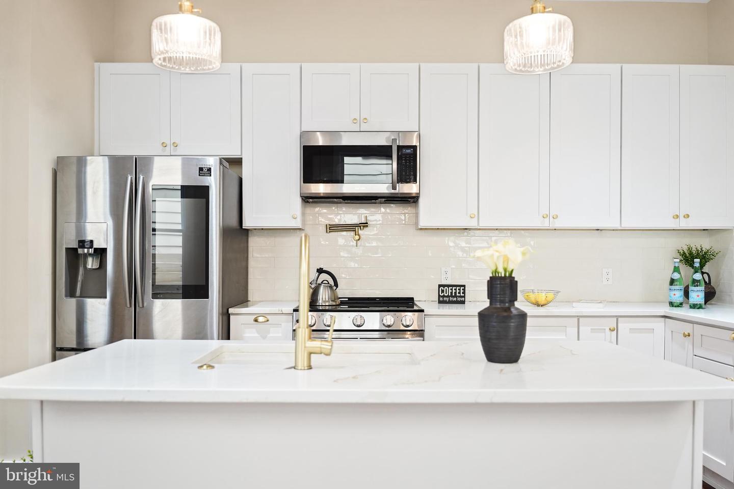 2321 HIGH ST SE, WASHINGTON, District Of Columbia 20020, 4 Bedrooms Bedrooms, ,3 BathroomsBathrooms,Residential,For sale,2321 HIGH ST SE,DCDC2245694 MLS # DCDC2245694