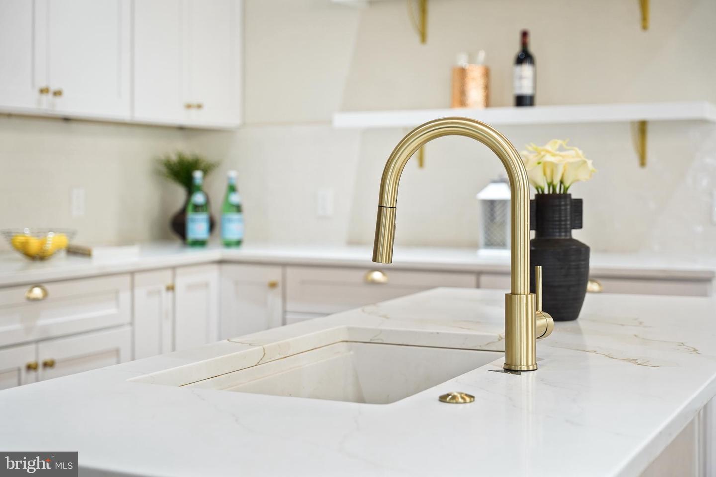 2321 HIGH ST SE, WASHINGTON, District Of Columbia 20020, 4 Bedrooms Bedrooms, ,3 BathroomsBathrooms,Residential,For sale,2321 HIGH ST SE,DCDC2245694 MLS # DCDC2245694