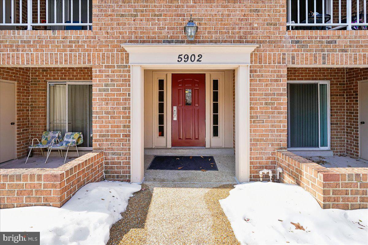 5902 COVE LANDING RD #304, BURKE, Virginia 22015, 2 Bedrooms Bedrooms, ,2 BathroomsBathrooms,Residential,For sale,5902 COVE LANDING RD #304,VAFX2290342 MLS # VAFX2290342