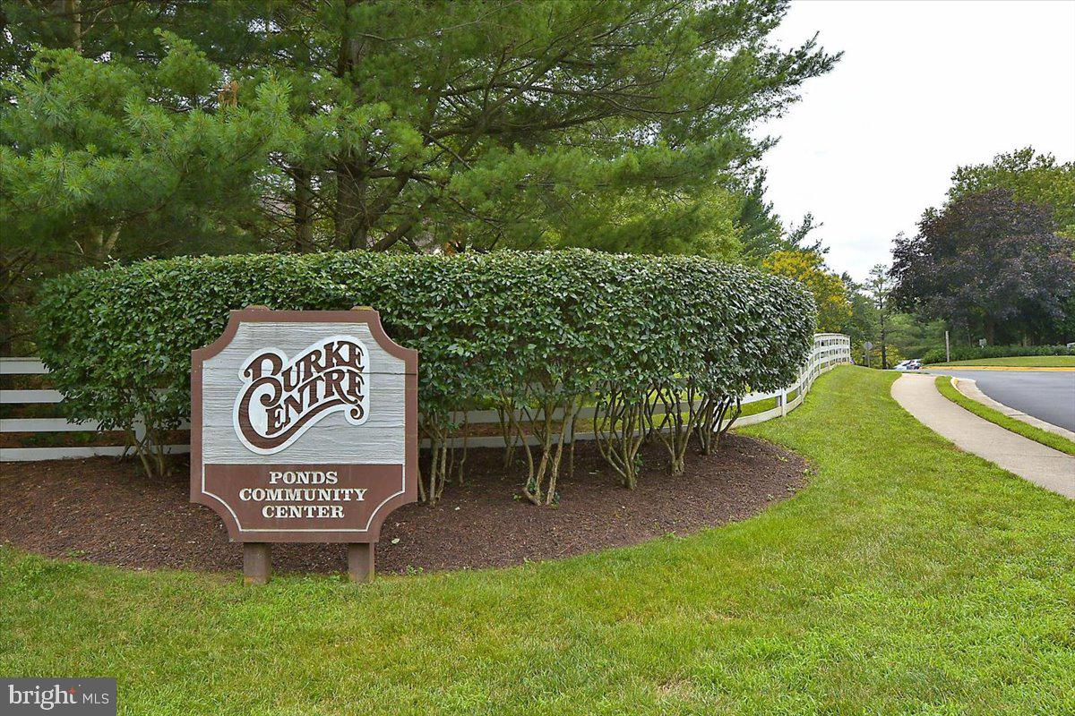 5902 COVE LANDING RD #304, BURKE, Virginia 22015, 2 Bedrooms Bedrooms, ,2 BathroomsBathrooms,Residential,For sale,5902 COVE LANDING RD #304,VAFX2290342 MLS # VAFX2290342