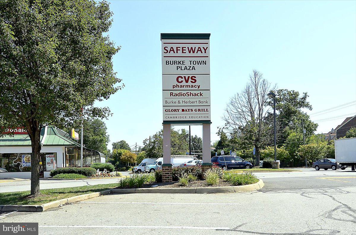 5902 COVE LANDING RD #304, BURKE, Virginia 22015, 2 Bedrooms Bedrooms, ,2 BathroomsBathrooms,Residential,For sale,5902 COVE LANDING RD #304,VAFX2290342 MLS # VAFX2290342