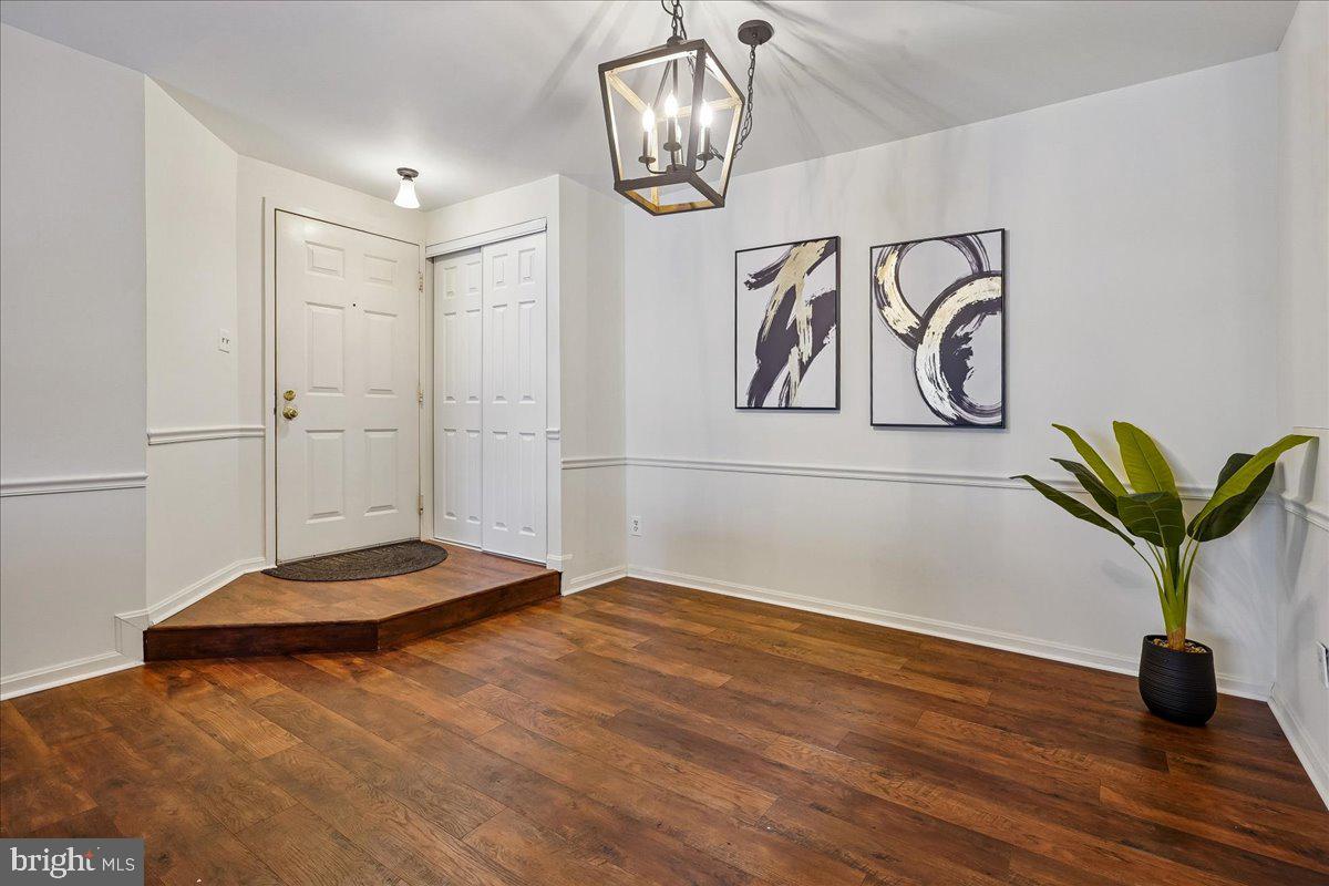 5902 COVE LANDING RD #304, BURKE, Virginia 22015, 2 Bedrooms Bedrooms, ,2 BathroomsBathrooms,Residential,For sale,5902 COVE LANDING RD #304,VAFX2290342 MLS # VAFX2290342