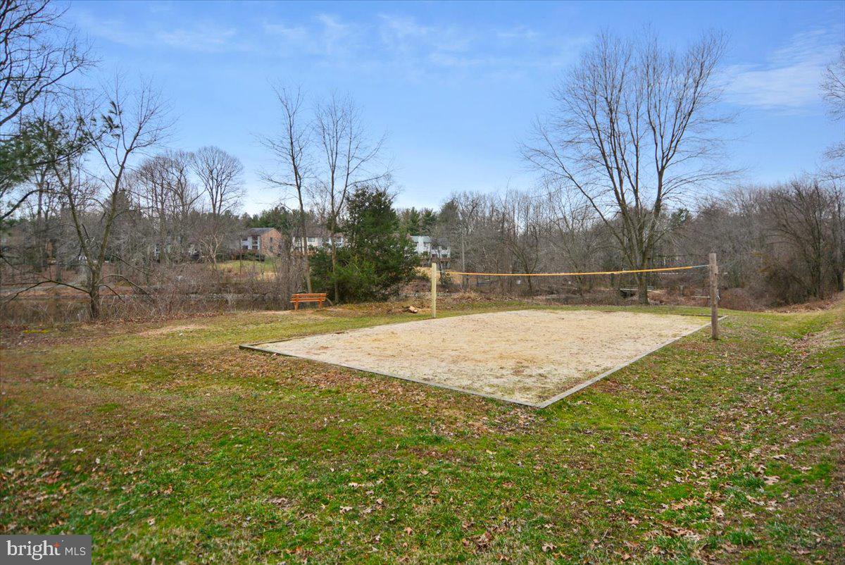 5902 COVE LANDING RD #304, BURKE, Virginia 22015, 2 Bedrooms Bedrooms, ,2 BathroomsBathrooms,Residential,For sale,5902 COVE LANDING RD #304,VAFX2290342 MLS # VAFX2290342