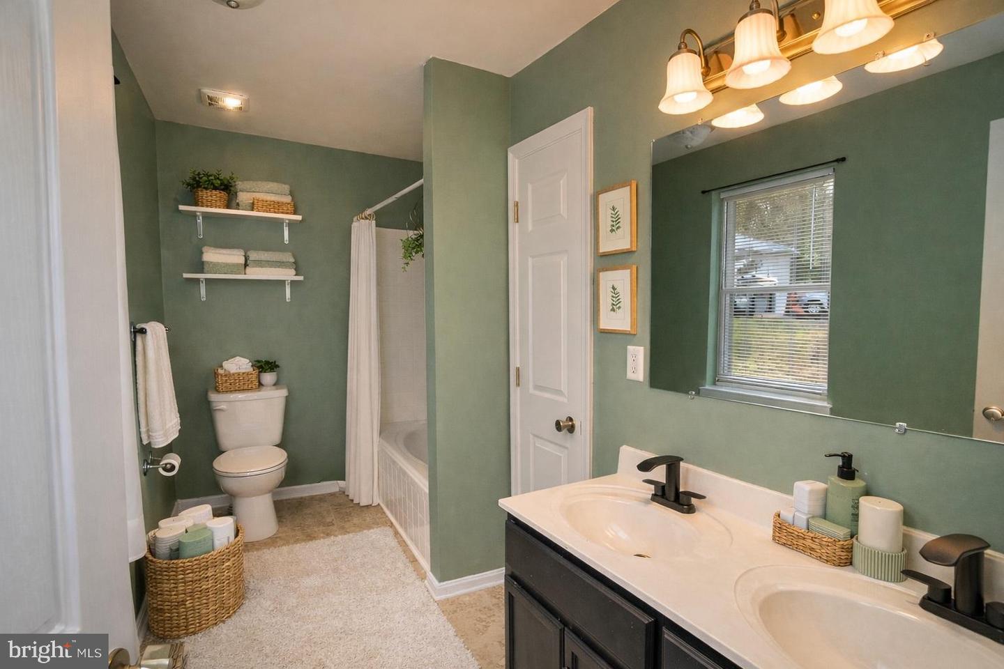 1109 FRENCH CT, KING GEORGE, Virginia 22485, 3 Bedrooms Bedrooms, 5 Rooms Rooms,2 BathroomsBathrooms,Residential,For sale,1109 FRENCH CT,VAKG2007636 MLS # VAKG2007636