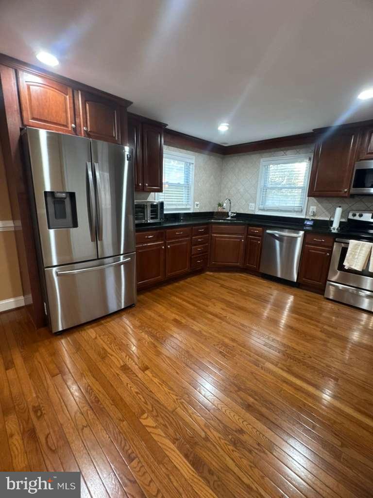 8590 FAIRFAX ST, MANASSAS, Virginia 20110, 4 Bedrooms Bedrooms, 9 Rooms Rooms,3 BathroomsBathrooms,Residential,For sale,8590 FAIRFAX ST,VAMN2010208 MLS # VAMN2010208