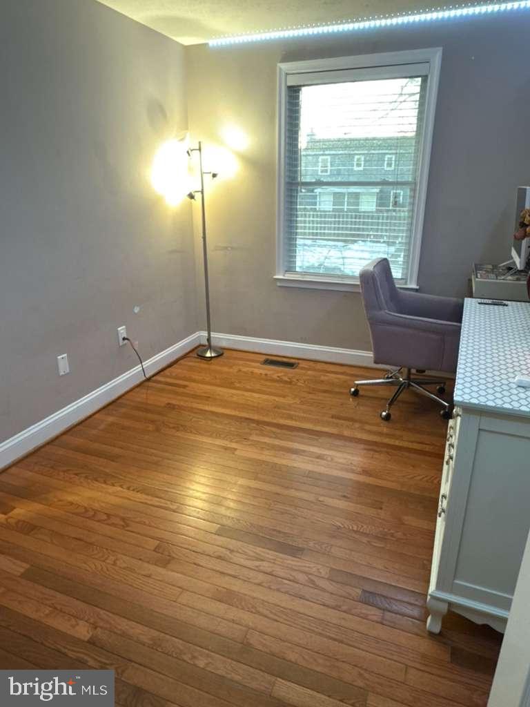 8590 FAIRFAX ST, MANASSAS, Virginia 20110, 4 Bedrooms Bedrooms, 9 Rooms Rooms,3 BathroomsBathrooms,Residential,For sale,8590 FAIRFAX ST,VAMN2010208 MLS # VAMN2010208