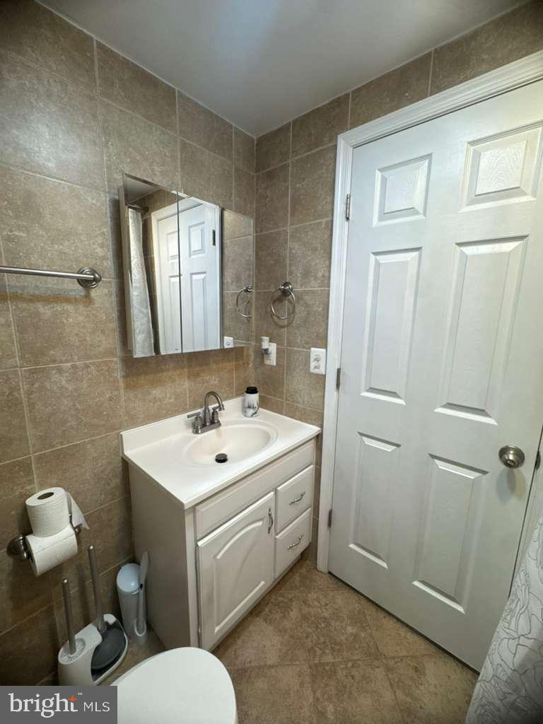 8590 FAIRFAX ST, MANASSAS, Virginia 20110, 4 Bedrooms Bedrooms, 9 Rooms Rooms,3 BathroomsBathrooms,Residential,For sale,8590 FAIRFAX ST,VAMN2010208 MLS # VAMN2010208