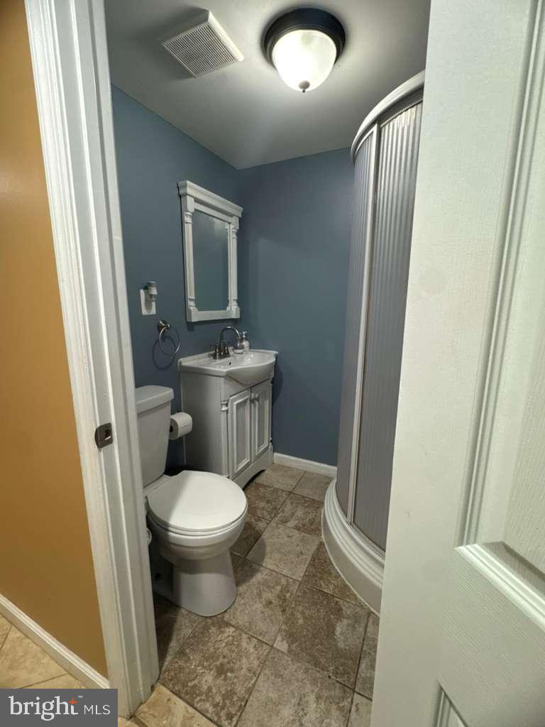 8590 FAIRFAX ST, MANASSAS, Virginia 20110, 4 Bedrooms Bedrooms, 9 Rooms Rooms,3 BathroomsBathrooms,Residential,For sale,8590 FAIRFAX ST,VAMN2010208 MLS # VAMN2010208