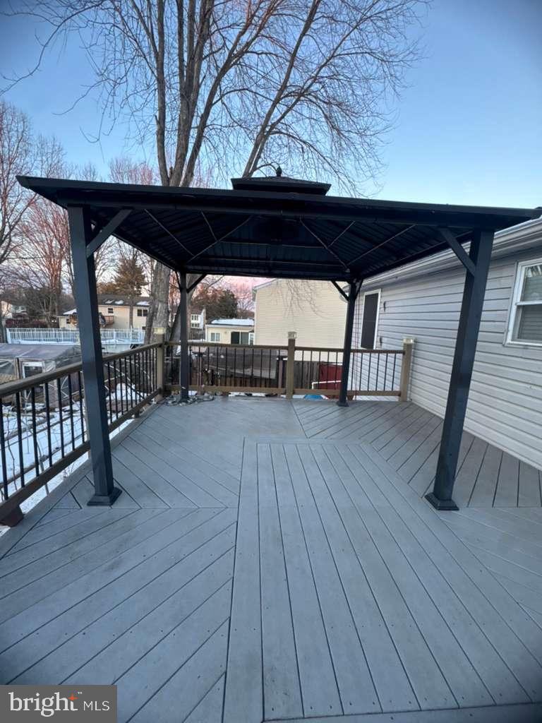 8590 FAIRFAX ST, MANASSAS, Virginia 20110, 4 Bedrooms Bedrooms, 9 Rooms Rooms,3 BathroomsBathrooms,Residential,For sale,8590 FAIRFAX ST,VAMN2010208 MLS # VAMN2010208