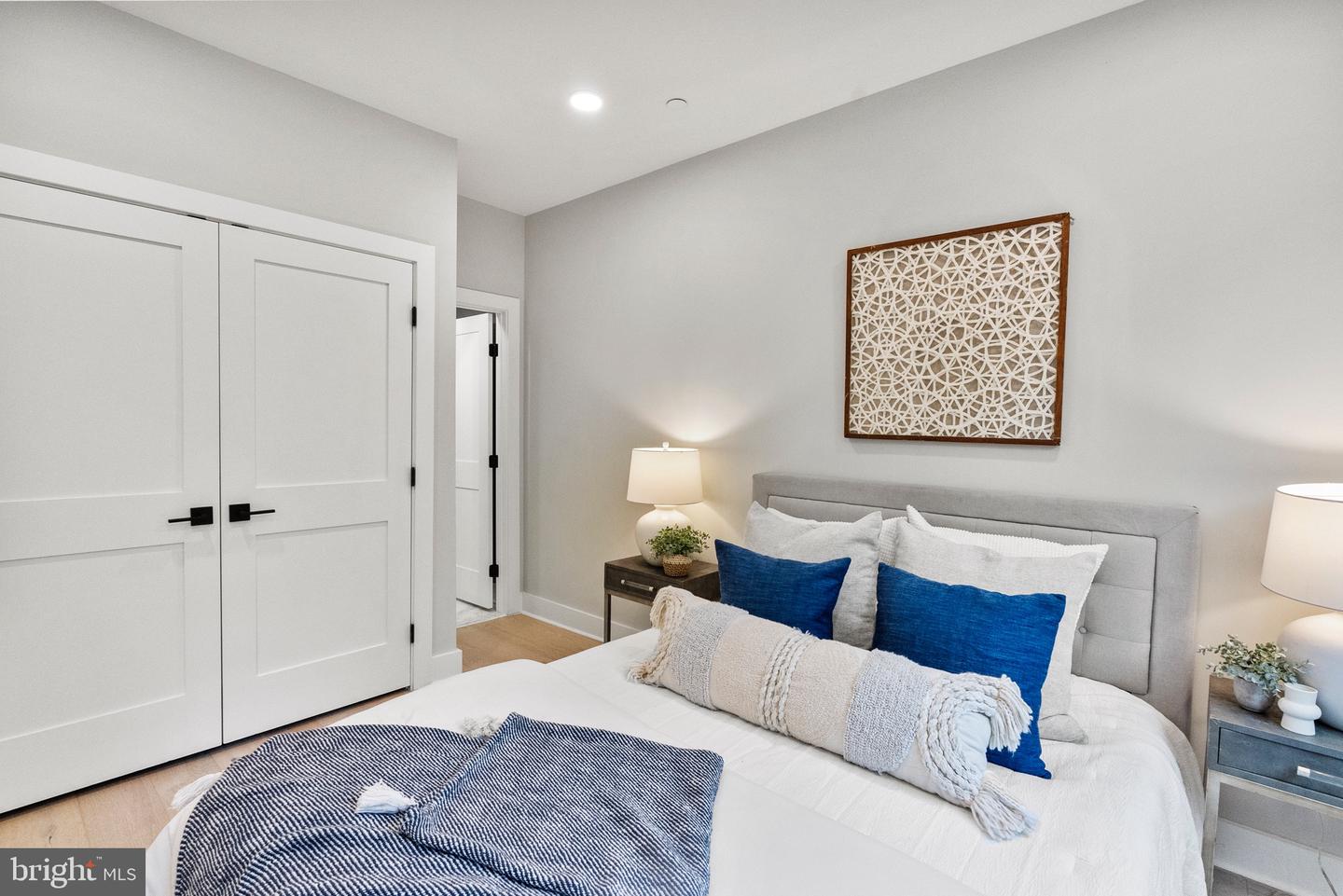 2019 M ST NE #1, WASHINGTON, District Of Columbia 20002, 2 Bedrooms Bedrooms, ,2 BathroomsBathrooms,Residential,For sale,2019 M ST NE #1,DCDC2245610 MLS # DCDC2245610