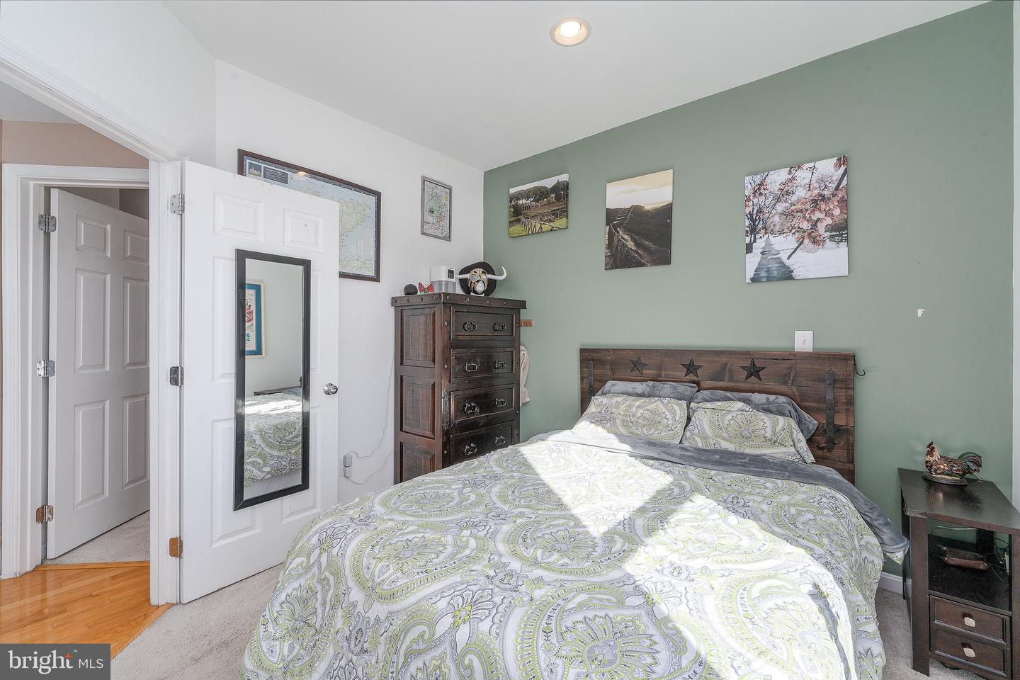 610 IRVING ST NW #306, WASHINGTON, District Of Columbia 20010, 2 Bedrooms Bedrooms, ,1 BathroomBathrooms,Residential,For sale,610 IRVING ST NW #306,DCDC2245614 MLS # DCDC2245614