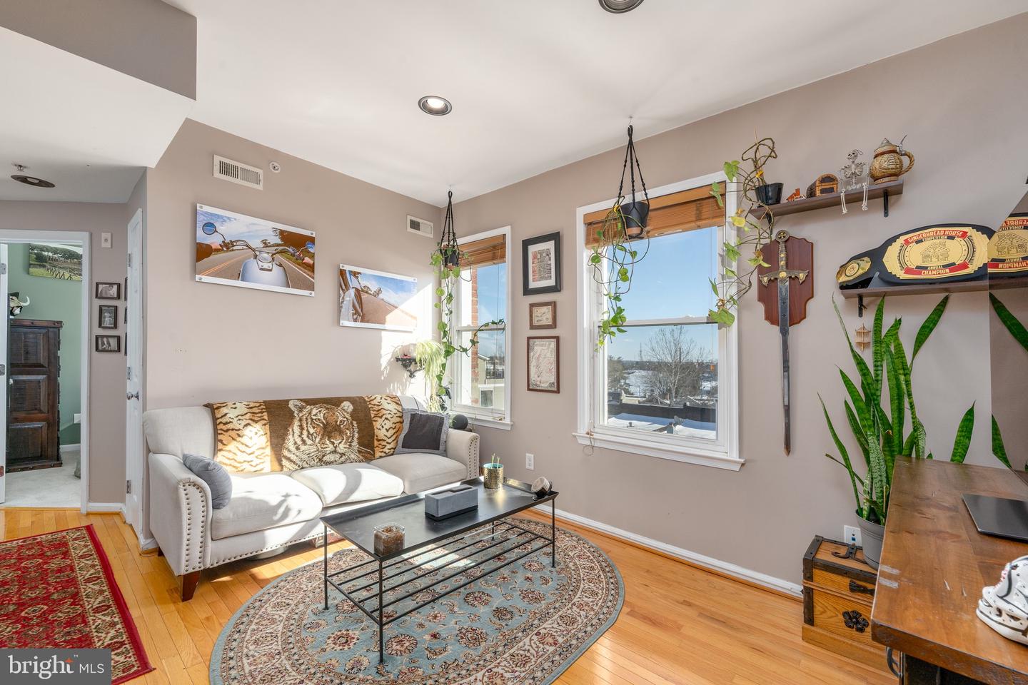 610 IRVING ST NW #306, WASHINGTON, District Of Columbia 20010, 2 Bedrooms Bedrooms, ,1 BathroomBathrooms,Residential,For sale,610 IRVING ST NW #306,DCDC2245614 MLS # DCDC2245614