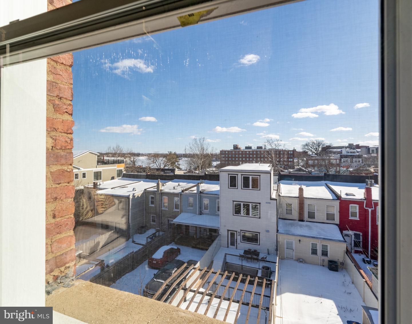 610 IRVING ST NW #306, WASHINGTON, District Of Columbia 20010, 2 Bedrooms Bedrooms, ,1 BathroomBathrooms,Residential,For sale,610 IRVING ST NW #306,DCDC2245614 MLS # DCDC2245614