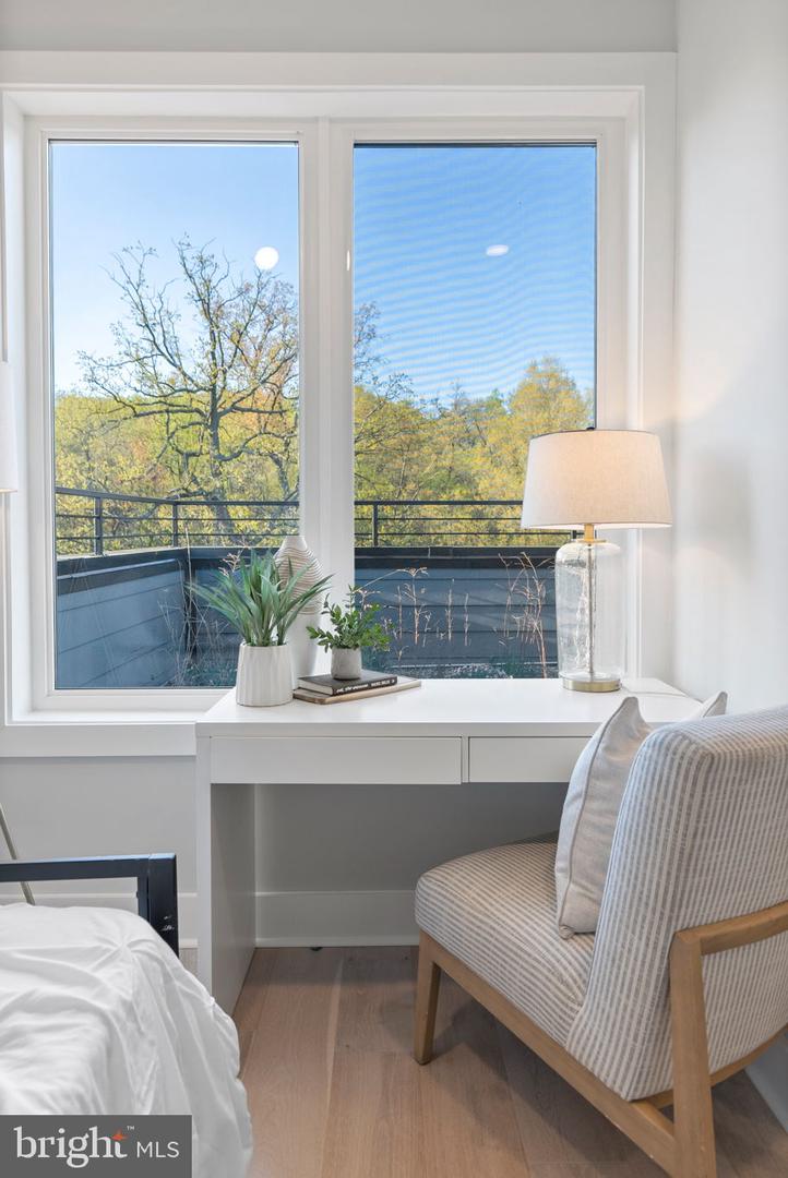2019 M ST NE #PH9, WASHINGTON, District Of Columbia 20002, 2 Bedrooms Bedrooms, ,2 BathroomsBathrooms,Residential,For sale,2019 M ST NE #PH9,DCDC2245616 MLS # DCDC2245616
