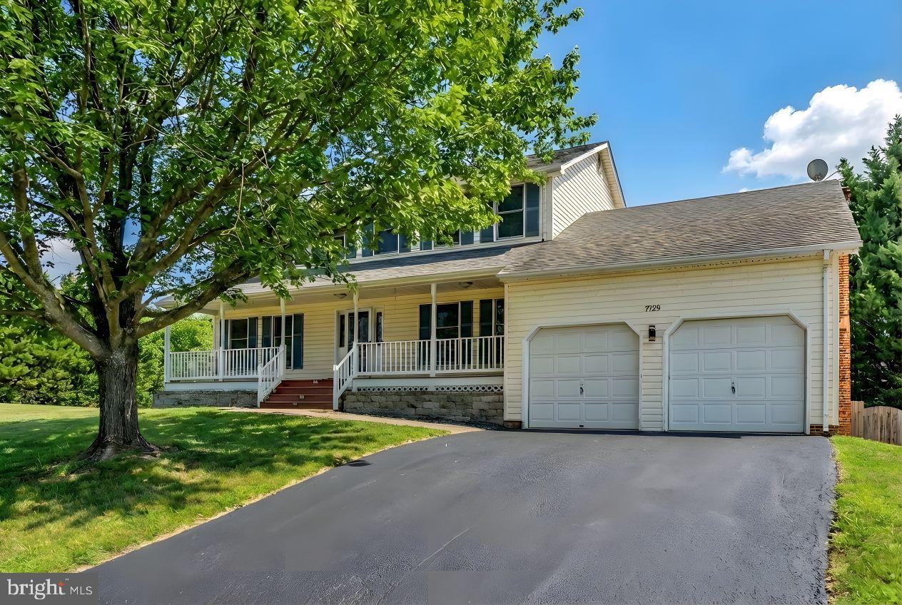 7129 CAVALRY DR, WARRENTON, Virginia 20187, 6 Bedrooms Bedrooms, ,3 BathroomsBathrooms,Residential,For sale,7129 CAVALRY DR,VAFQ2020530 MLS # VAFQ2020530 7129 CAVALRY DR, WARRENTON, Virginia 20187, 6 Bedrooms Bedrooms, ,3 BathroomsBathrooms,Residential,For sale,7129 CAVALRY DR,VAFQ2020530 MLS # VAFQ2020530