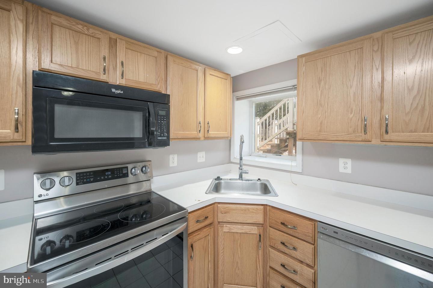 7129 CAVALRY DR, WARRENTON, Virginia 20187, 6 Bedrooms Bedrooms, ,3 BathroomsBathrooms,Residential,For sale,7129 CAVALRY DR,VAFQ2020530 MLS # VAFQ2020530 7129 CAVALRY DR, WARRENTON, Virginia 20187, 6 Bedrooms Bedrooms, ,3 BathroomsBathrooms,Residential,For sale,7129 CAVALRY DR,VAFQ2020530 MLS # VAFQ2020530